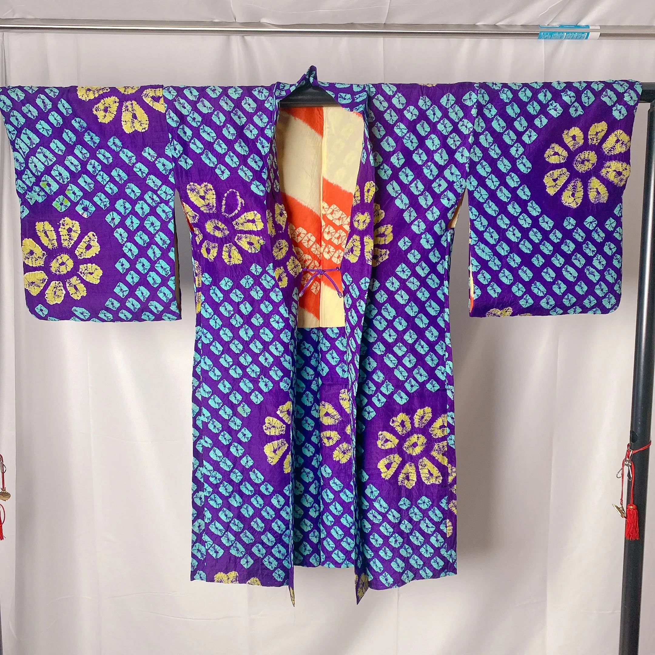 Blue Shibori Haori, Old Item, Japanese Kimono, Flower, Very Good, Cardigan, Women's Jacket, Silk Long outer, Casual Layer, Versatile-M