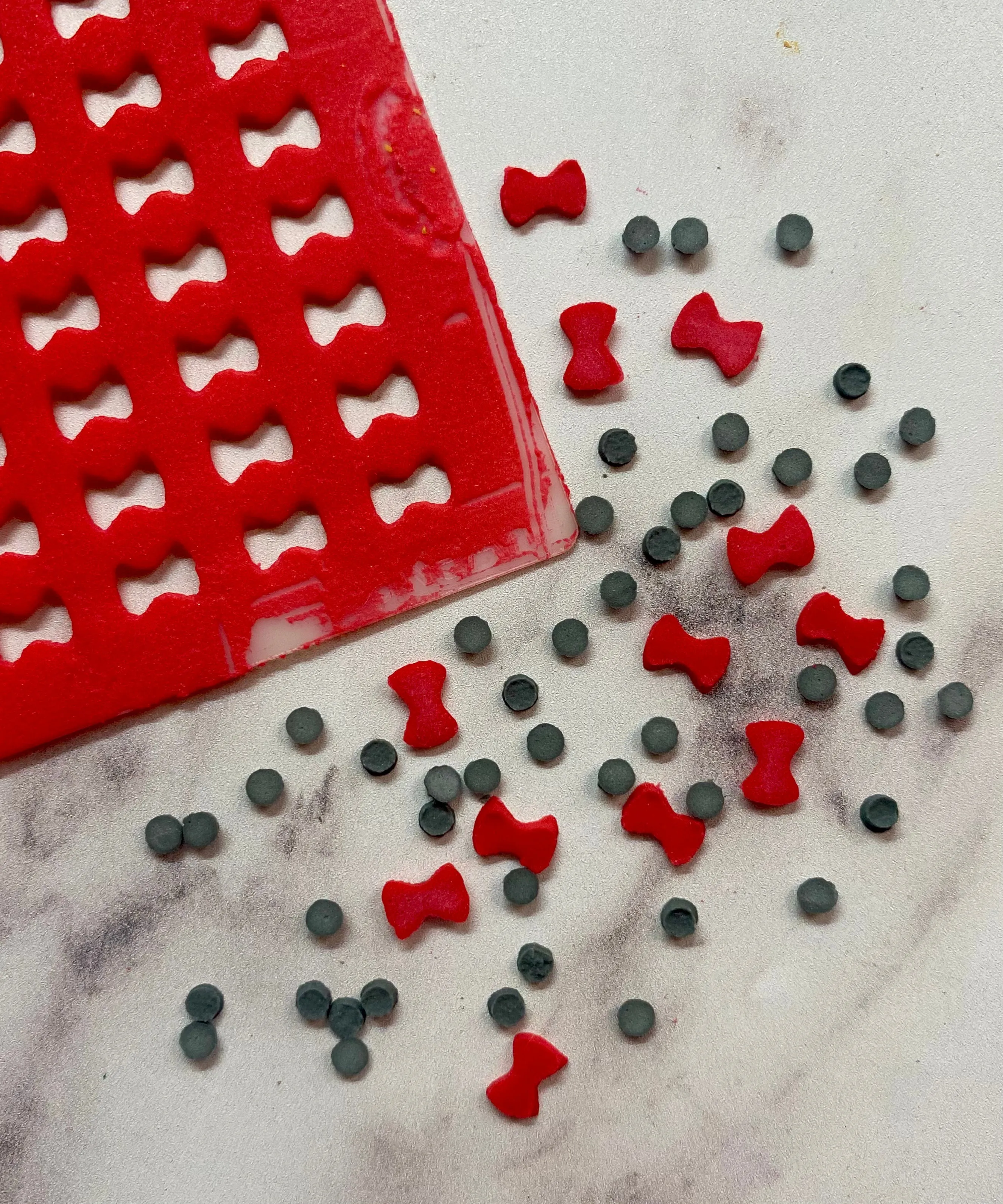 Buttons and Bows Sprinkles Stencil