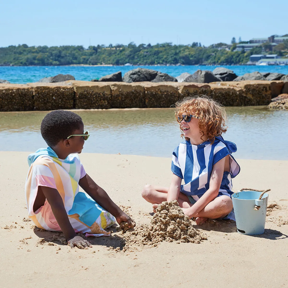 Dock & Bay - Point of Sale Display Small (Poncho Kids)