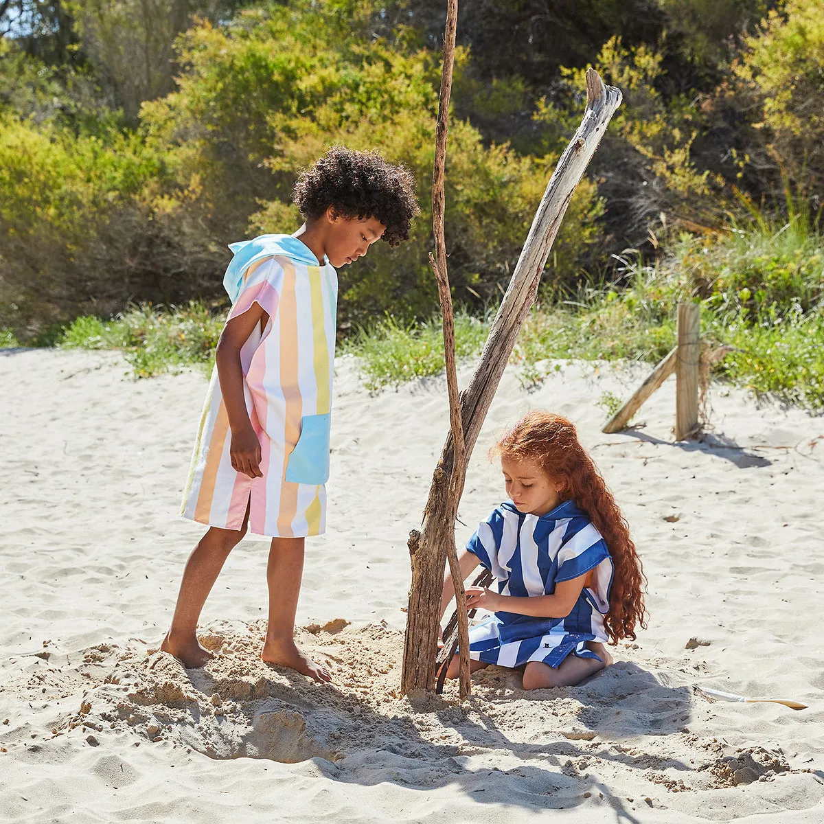 Dock & Bay - Point of Sale Display Small (Poncho Kids)