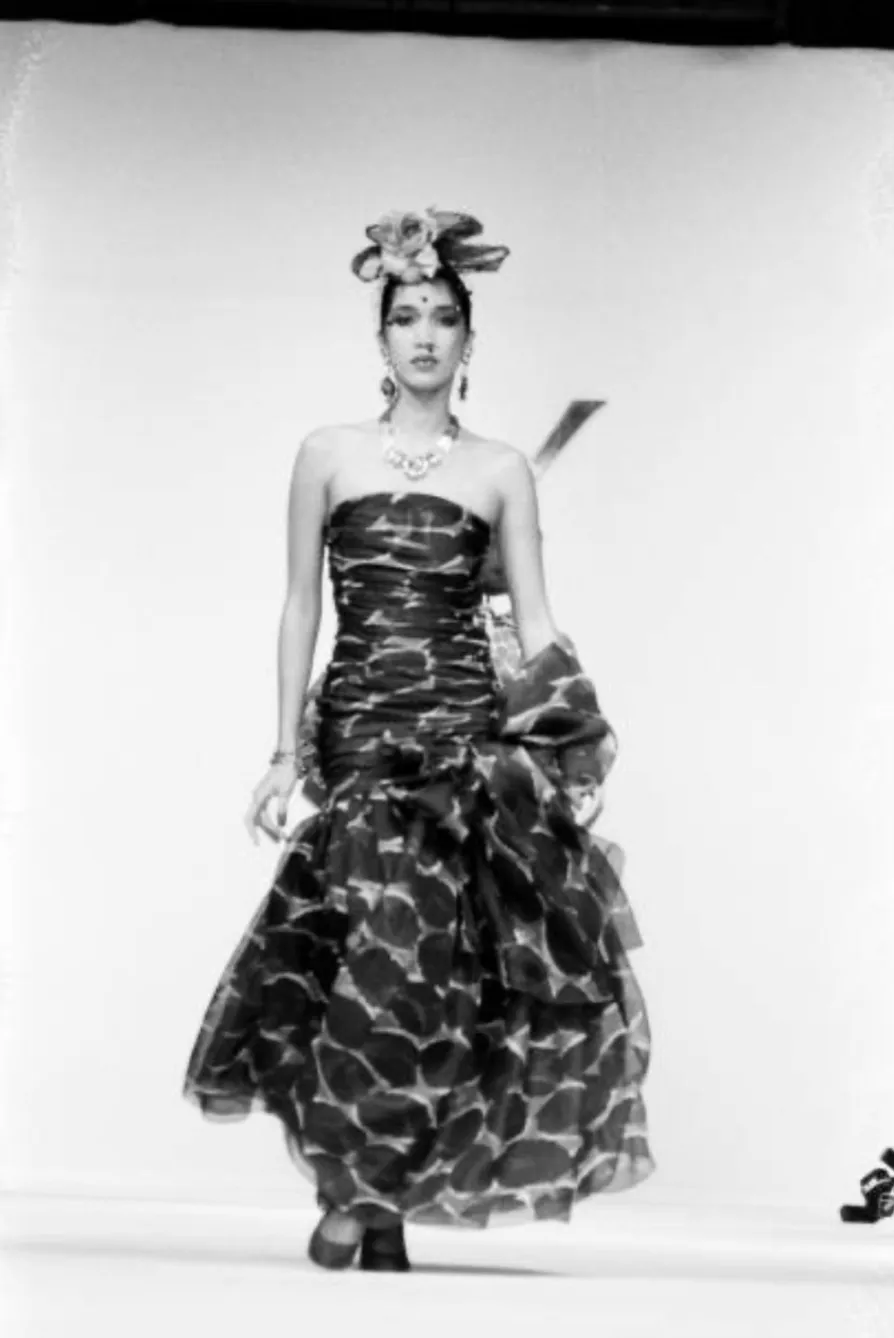 Exceptional Spring 1984 Yves Saint Laurent Runway Strapless Purple & Green Silk Organza Dress