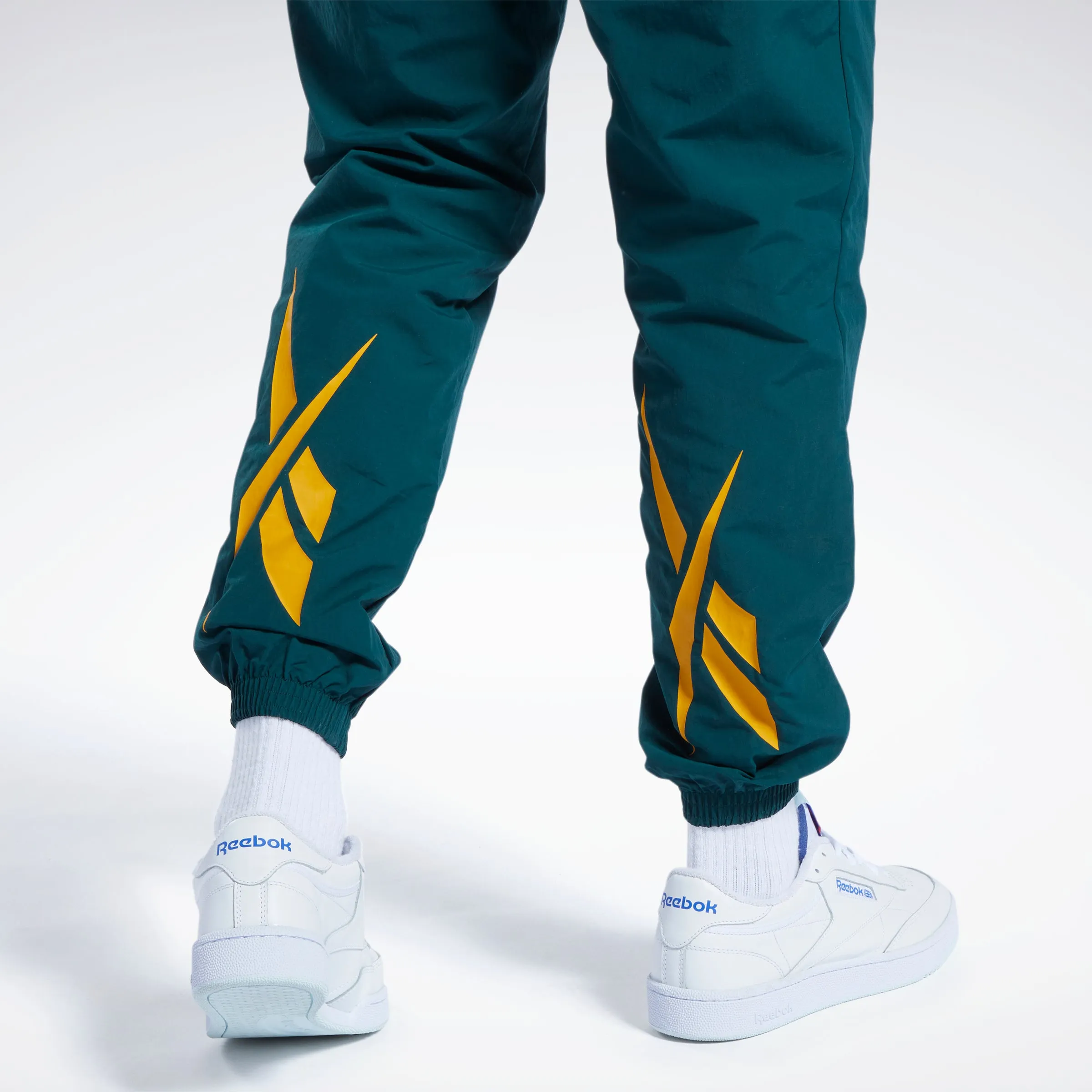 Reebok Apparel Men Classics Vector Tracksuit Bottoms Forest Green