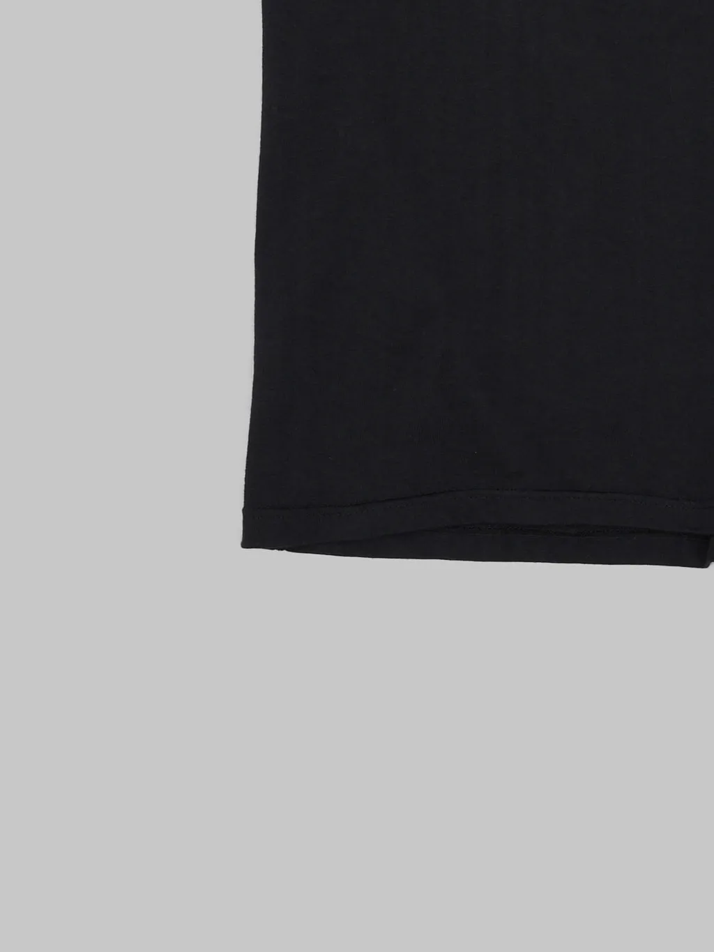 UES Ramayana Henley Neck T-Shirt Black