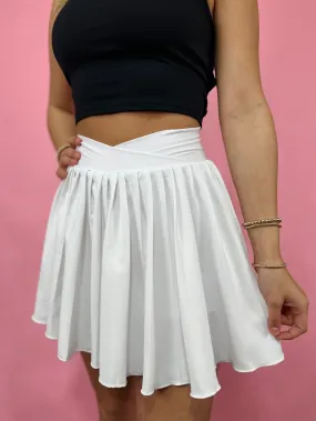 WHITE PLEATED  SKORT